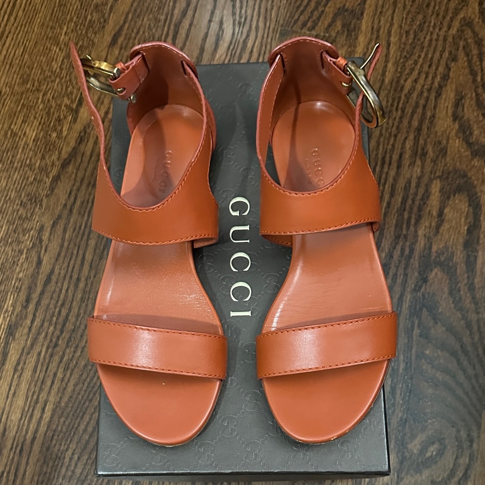 Gucci Burnt Orange Sandals with Gold Accents